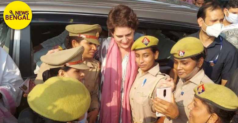 A female constable is being punished for taking a selfie with Priyanka Gandhi
