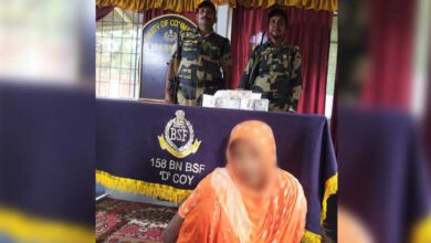 BSF-jawans-arrested-woman-with-US-dollars-at-Indo-Bangladesh-border